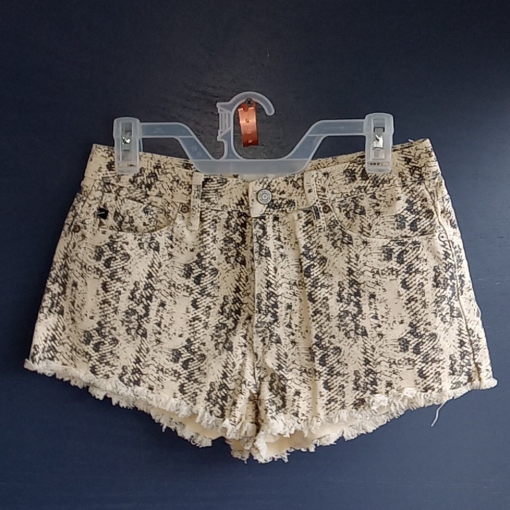 Kancan Shorts size 27